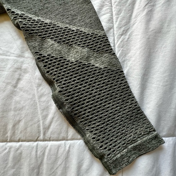 Victoria’s Secret PINK Seamless Legging - Picture 5 of 6